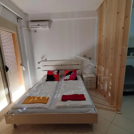 Irek's Lungomare Apartment Vlore