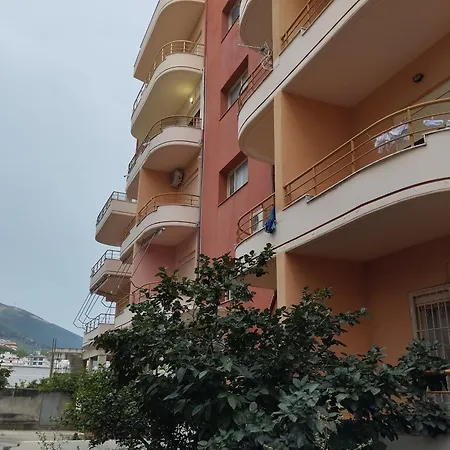 Irek's Lungomare Apartment *